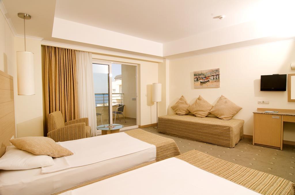 קוסדסי Sealight Resort Hotel חדר תמונה