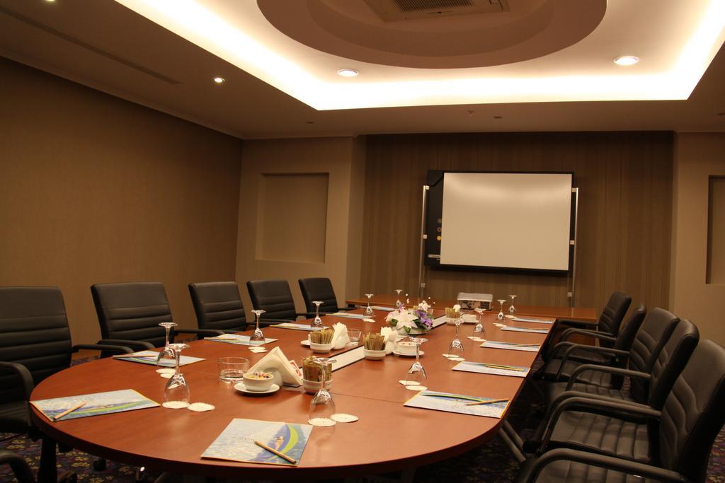 קוסדסי Sealight Resort Hotel מראה חיצוני תמונה