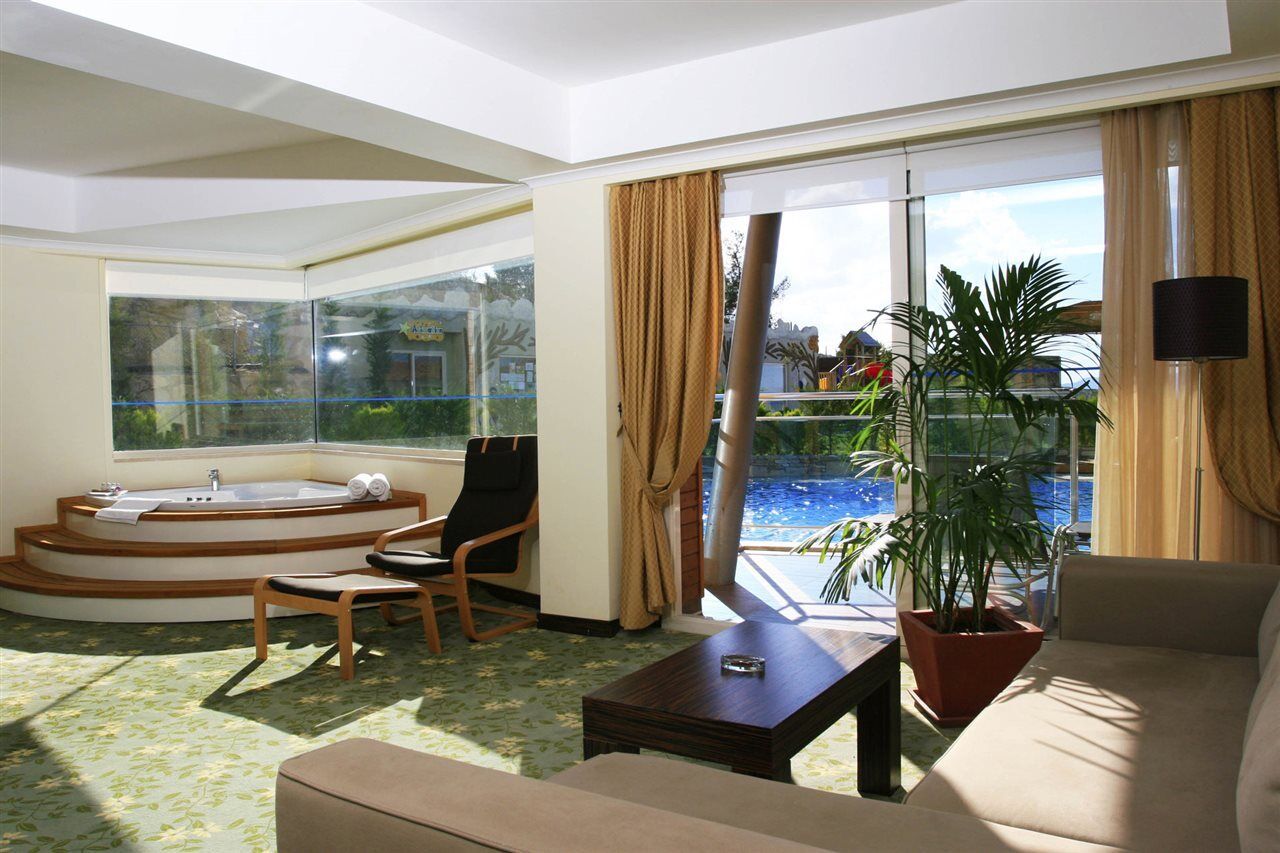 קוסדסי Sealight Resort Hotel מראה חיצוני תמונה